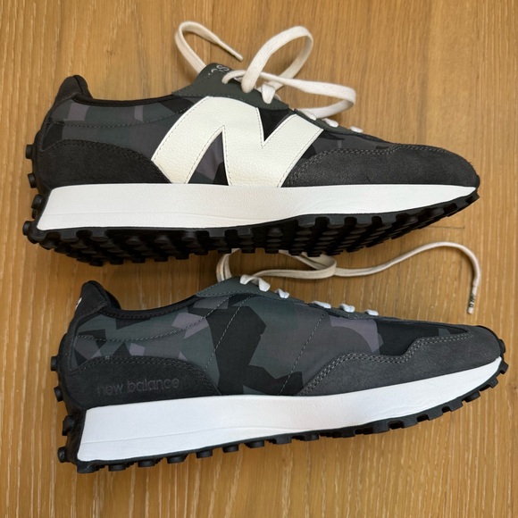 New Balance 327 Sneakers Athletic Casual - Picture 4 of 8